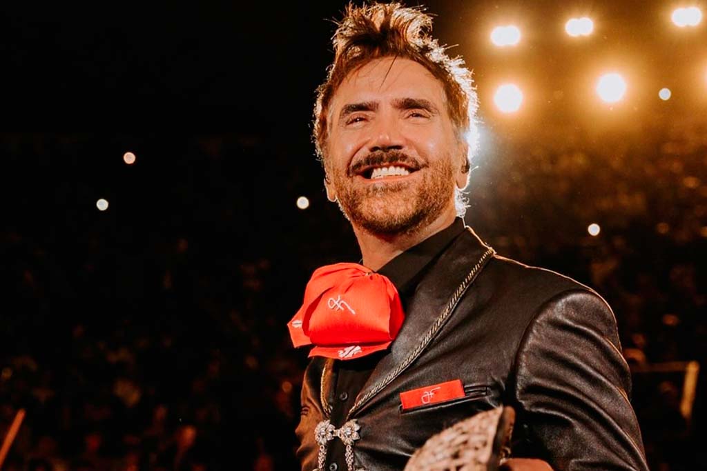 Alejandro Fernández es nominado a los Latin GRAMMYS® por su álbum ‘TE LLEVO EN LA SANGRE’