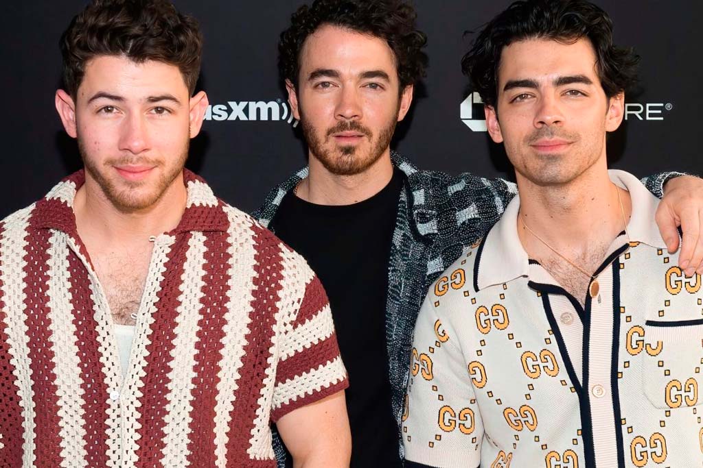 Los Jonas Brothers regresan a Disney, como protagonistas de una película navideña